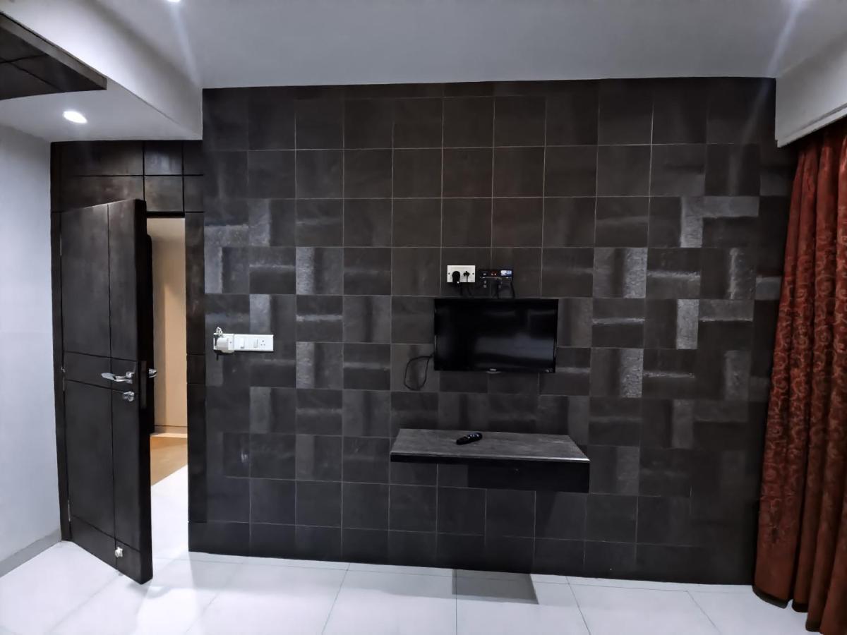 Hotel City Heart Ширди Екстериор снимка