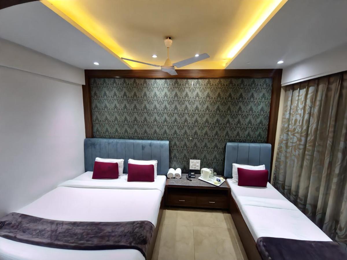 Hotel City Heart Ширди Екстериор снимка